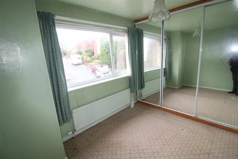 10 Douglas Close, Horwich, Bolton, BL6 7EF