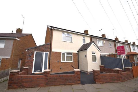 4 bedroom end of terrace house for sale, Frobisher Road, Neston