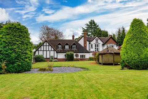 5 bedroom detached house for sale - The Rookery, Stourbridge Road, Wombourne