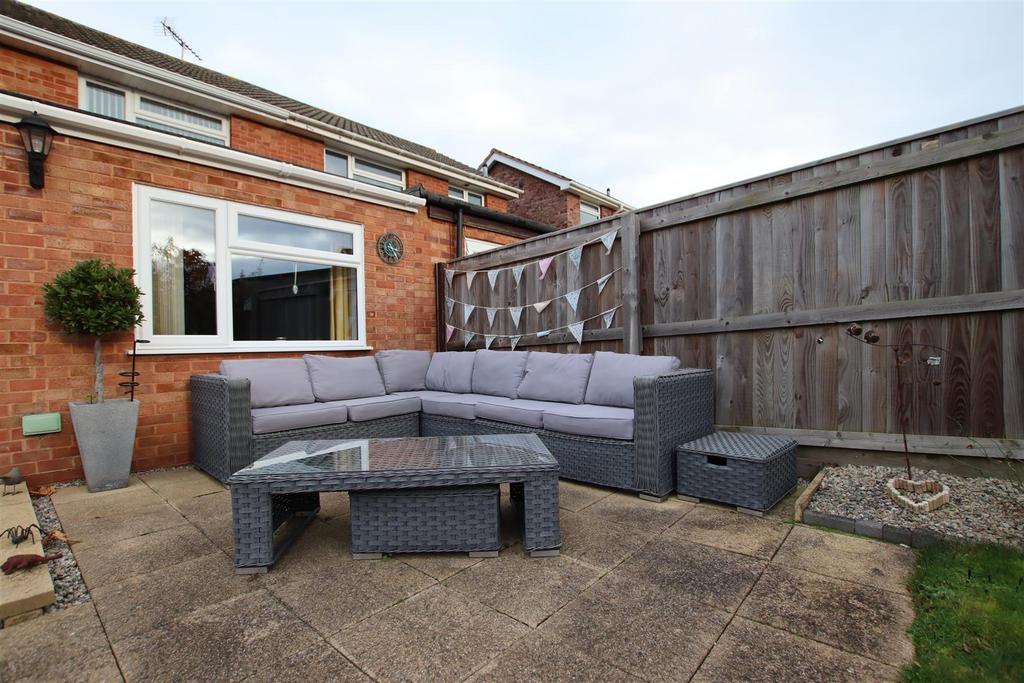 Patio Seating Area.JPG