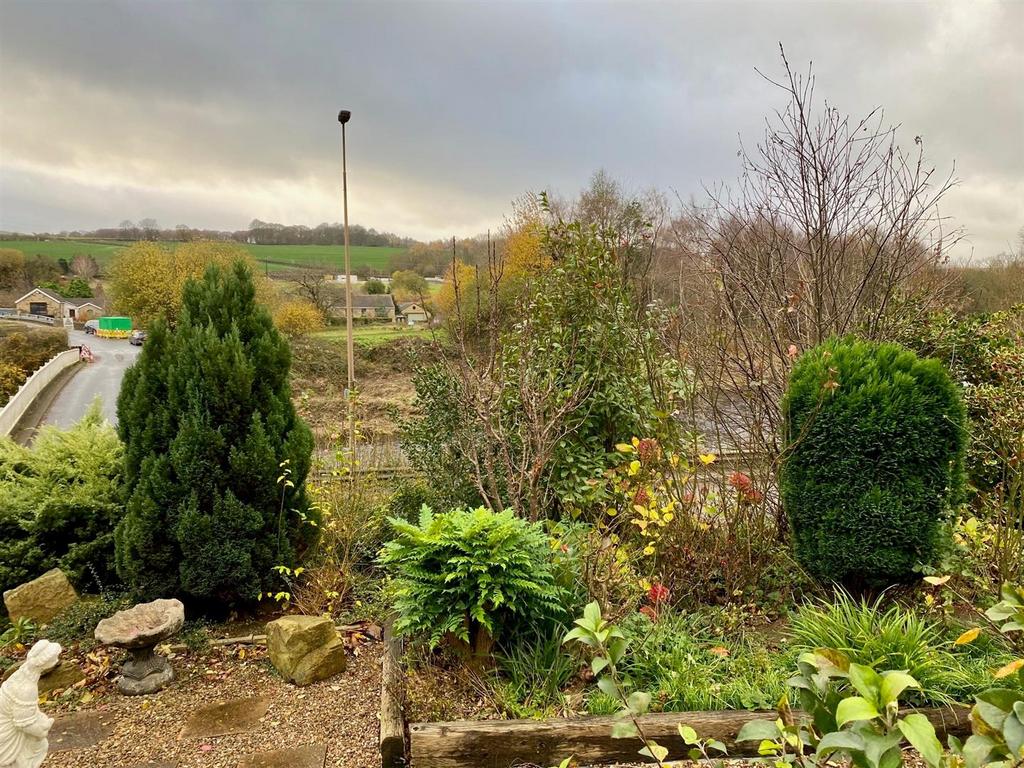 Quarry place 21 view from garden.jpg