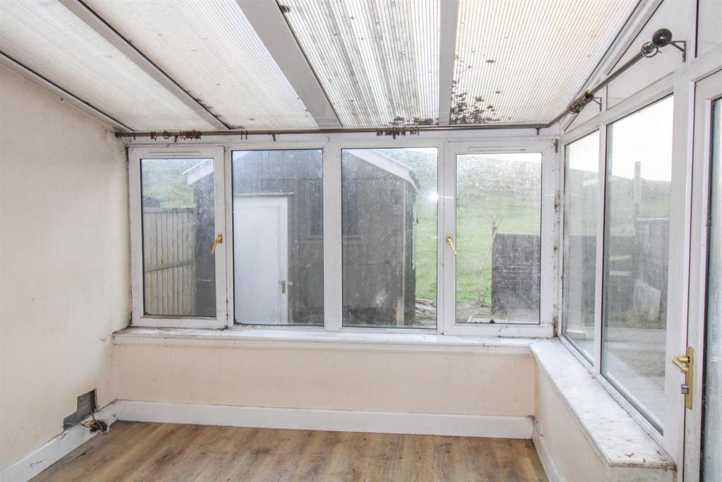 SUNROOM-2.jpg