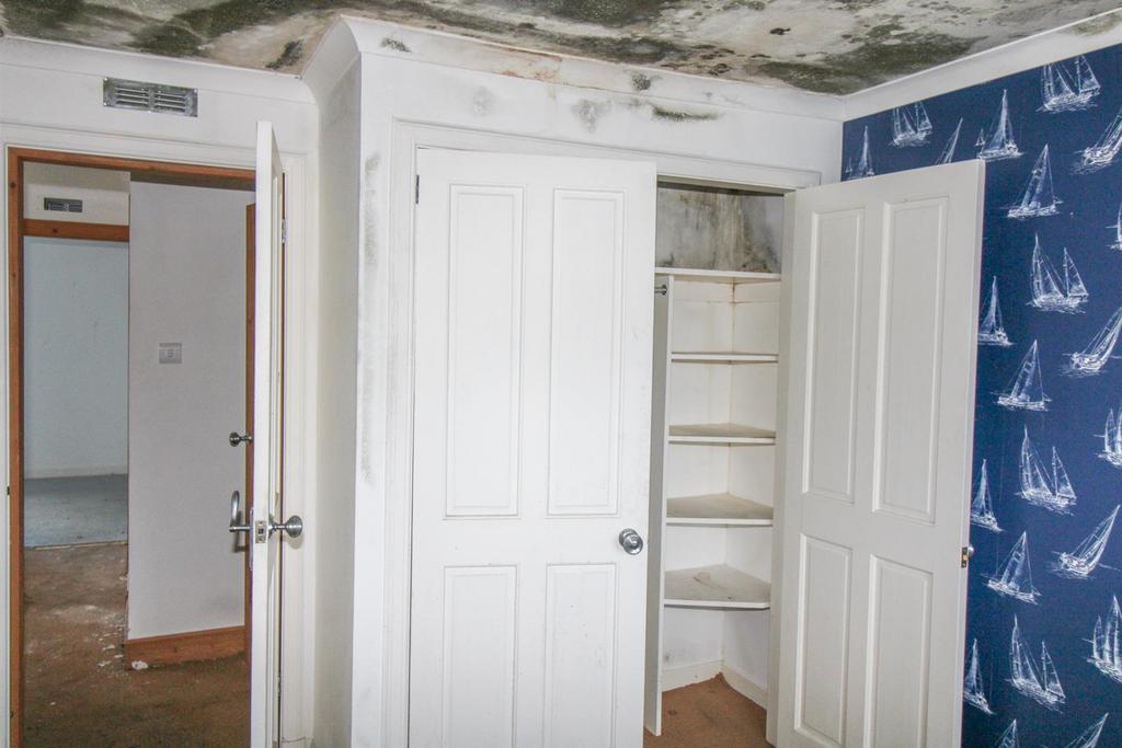 BEDROOM TWO (2)-2.jpg
