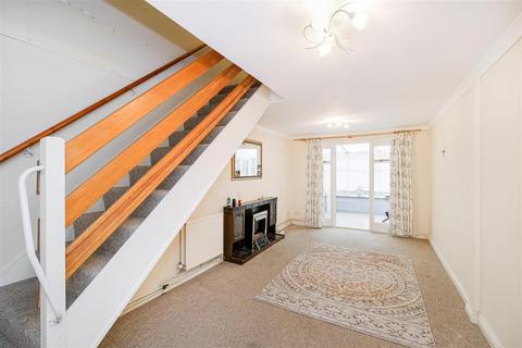 2 bedroom house for sale - Mapleton Road, Chingford