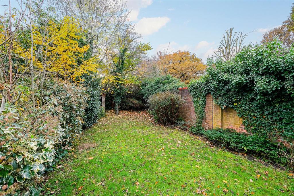 2 Mapleton Road-20.jpg