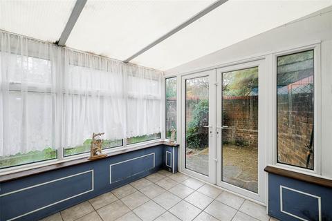 2 Mapleton Road, London, E4 6XL