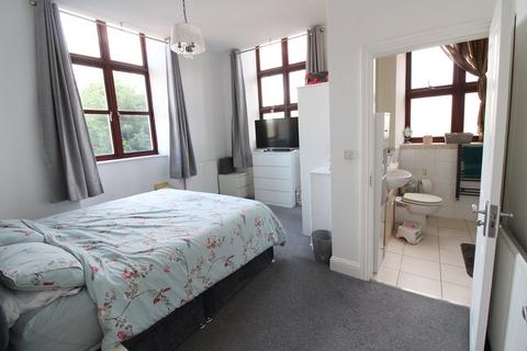 1, Lees Mill Shuttle Fold, Haworth, Keighley, BD22 8RB