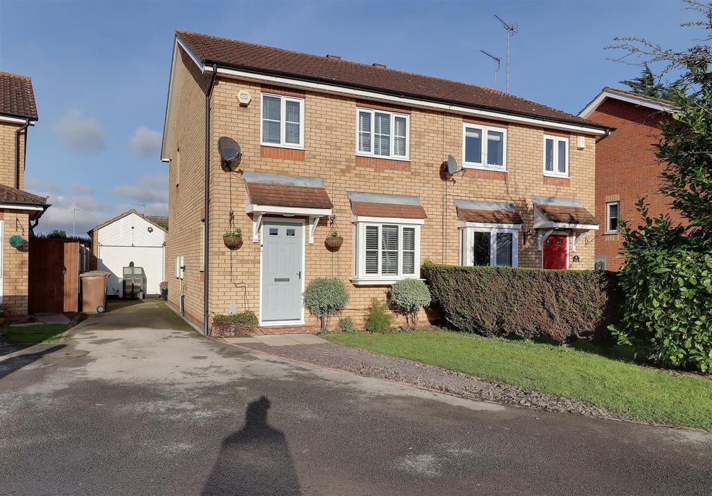 Nursery Court, Brough 3 bed semidetached house for sale £200,000