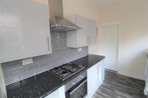 4 bedroom terraced house to rent, Humber Avenue, Coventry
