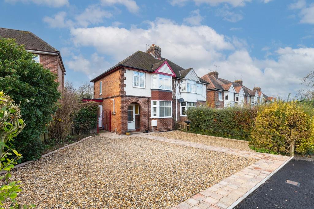 Gresham Avenue, Leamington Spa 3 bed semidetached house for sale £