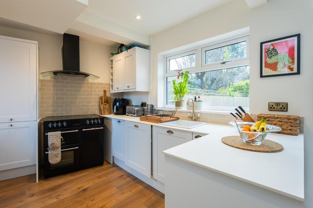 Gresham Avenue, Leamington Spa 3 bed semidetached house for sale £