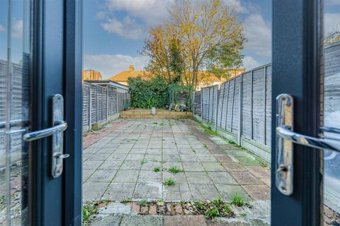 3 bedroom terraced house for sale - Theobald Road, London
