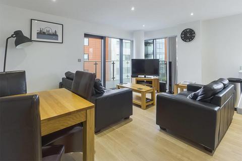 2 bedroom flat to rent - The Blake Building, Ocean Village, Southampton