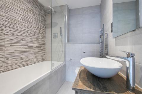 2 bedroom apartment for sale - Apartment 8, Lancaster House, Hertford