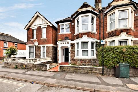4 bedroom house to rent, Kenilworth Road, Southampton