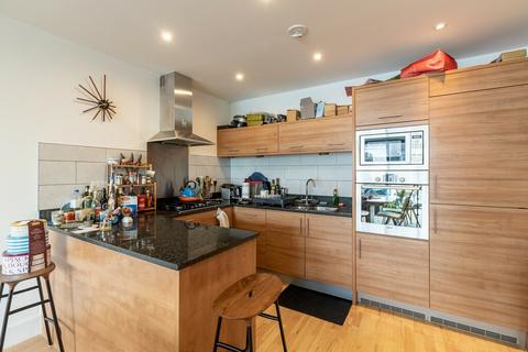 2 bedroom apartment to rent - Fulham Road, Chelsea, SW10