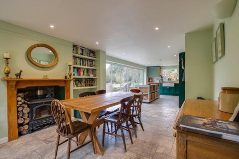 Mays Cottage Forest Road, Hale, Fordingbridge, SP6 2NR