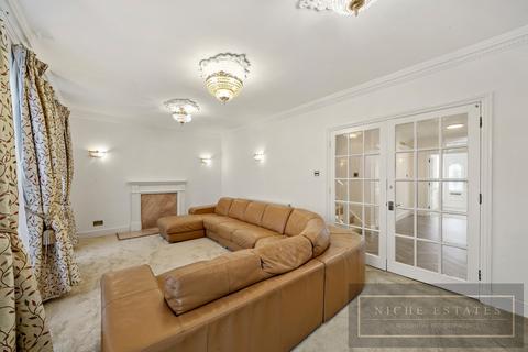 5 bedroom detached house to rent - Fairholme Gardens, Finchley Central, London, N3 - SEE 3D VIRTUAL TOUR