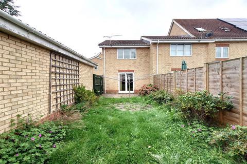 25 Cedar Road, Eastleigh, SO50 9NR
