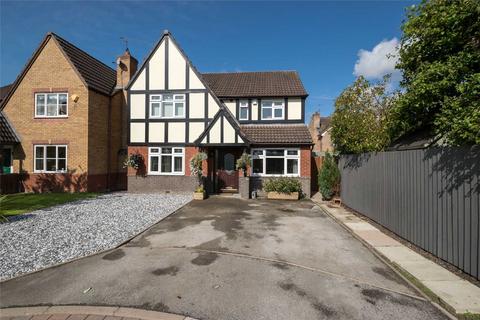 4 bedroom detached house for sale - White Park Close, Middlewich