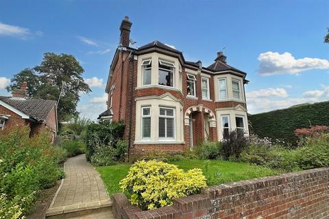 3 bedroom semi-detached house for sale, Bishopstoke