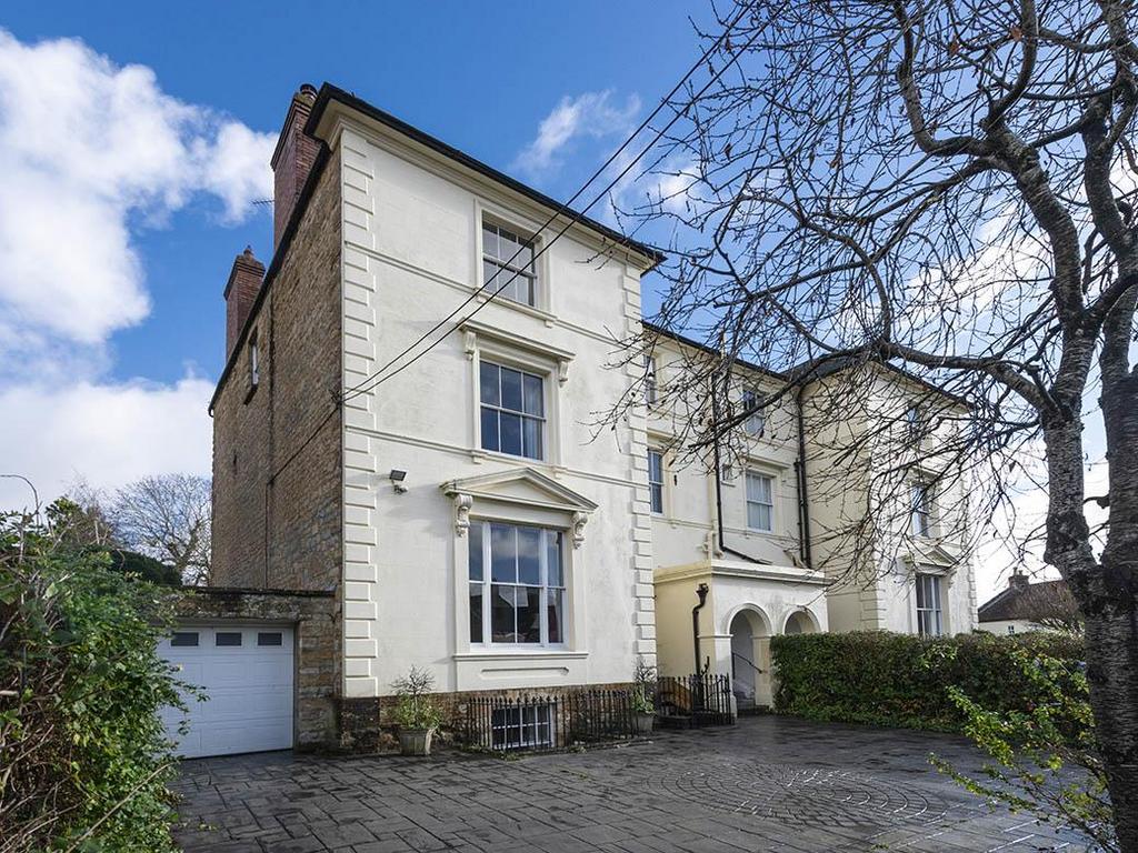 The Avenue, Sherborne, Dorset, DT9 8 bed semidetached house for sale