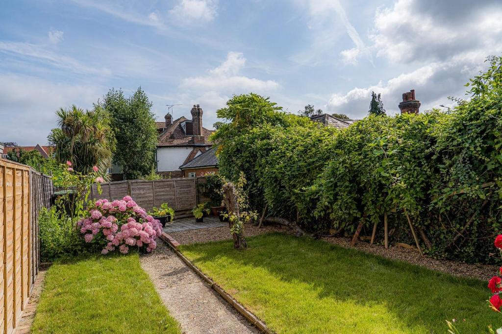 Old Dover Road, Canterbury, CT1 2 bed detached house for sale £260,000