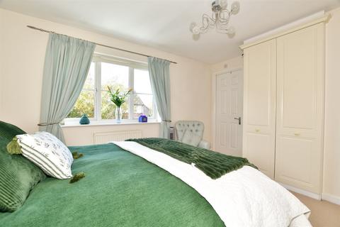 3 bedroom terraced house for sale, Deer Way, Horsham, West Sussex