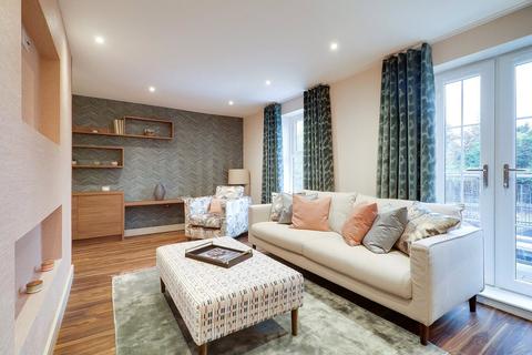 2 bedroom flat for sale, Madison Gardens, Near Hartshead, Liversedge, WF15