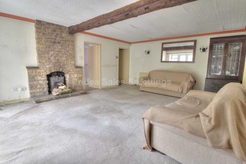 3 bedroom cottage for sale, Sleaford Road, Wellingore