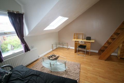 1 bedroom house to rent, MOOR VIEW, Leeds
