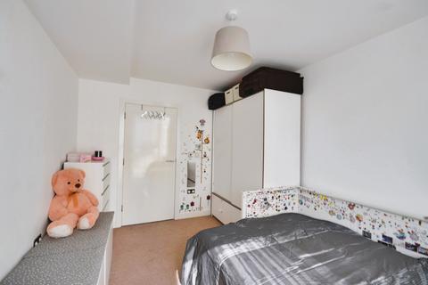 3 bedroom apartment for sale, at Babbage Point, 20 Norman Road, London SE10