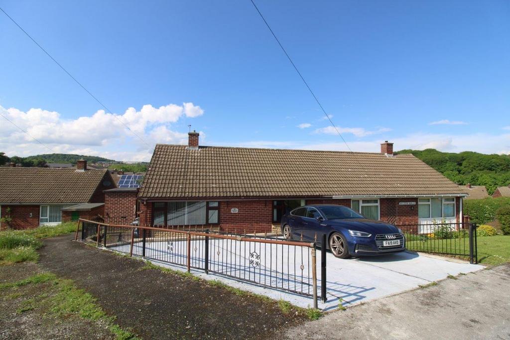 Wilson Walk, Gilroyd, Barnsley 2 bed bungalow £675 pcm (£156 pw)