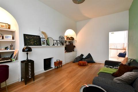 Rear Basement Flat, 7 Arundel Terrace, Brighton, BN2 1GA