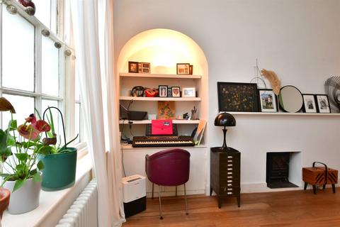 Rear Basement Flat, 7 Arundel Terrace, Brighton, BN2 1GA