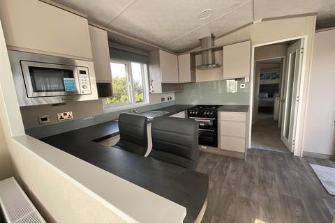 2 bedroom mobile home for sale, Eastern Road, Portsmouth, Hampshire