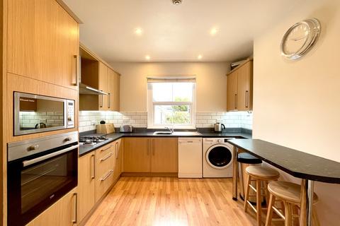 3 bedroom apartment for sale, LEATHERHEAD