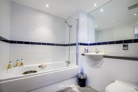 19 Ascote Lane, Shirley, Solihull, B90 1TZ