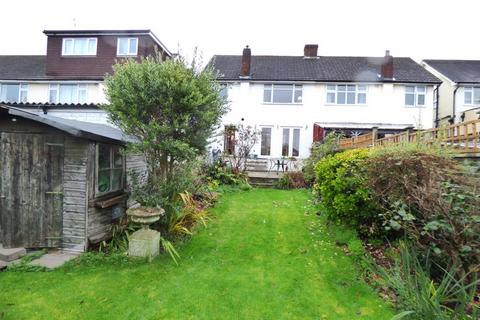 33 Lodge Close, Fetcham, Leatherhead, KT22 9QZ
