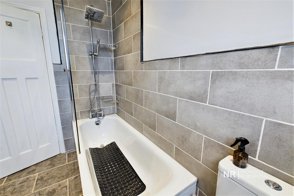 Bathroom Extra Photo