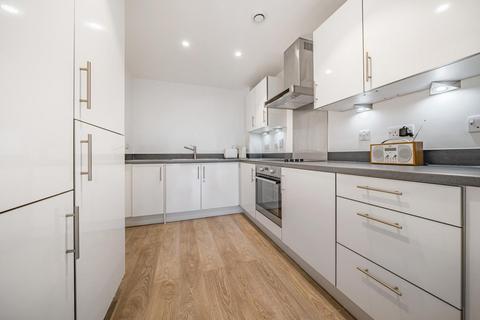 1 bedroom flat for sale, Broomhill Road, Southfields