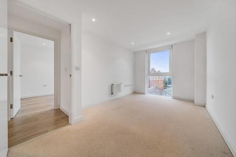 1 bedroom flat for sale, Broomhill Road, Southfields