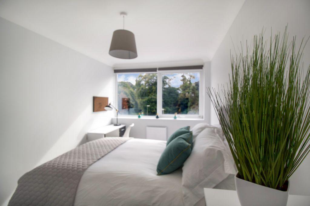 Bedroom 5 (Double)