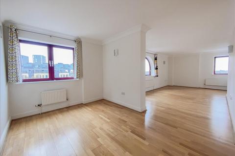 2 bedroom flat to rent - Sailmakers Court, William Morris Way, London, Hammersmith and Fulham, SW6
