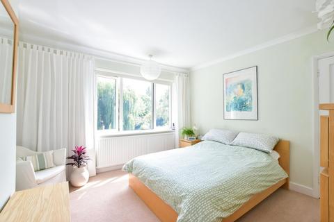 105 Swakeleys Road, Ickenham, Uxbridge, UB10 8DH