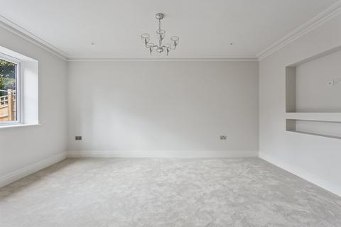 40 Deanway, Chalfont St Giles, HP8 4JR