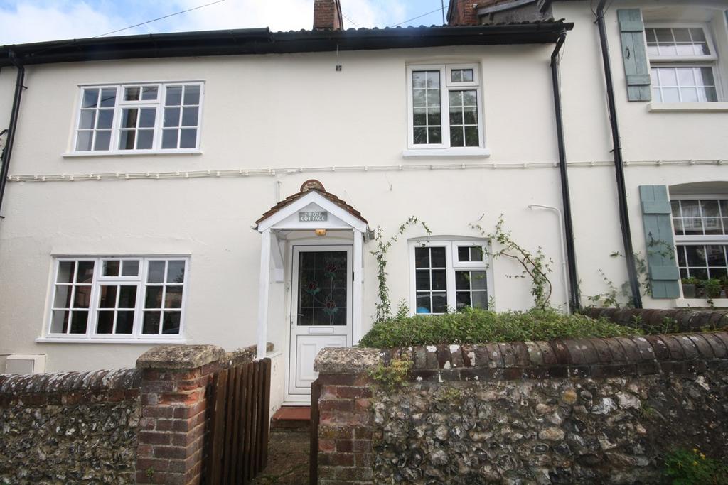 The Hill, Amersham HP7 2 bed character property £1,475 pcm (£340 pw)