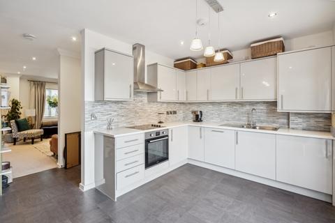 9 Foxcroft, Iver, SL0 9BX