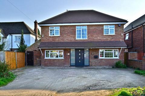 5 bedroom detached house for sale - Pinewood Green, Iver Heath SL0