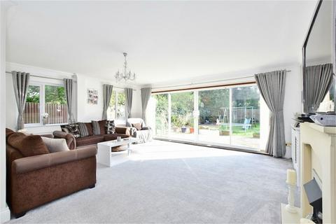 5 bedroom detached house for sale - Pinewood Green, Iver Heath SL0
